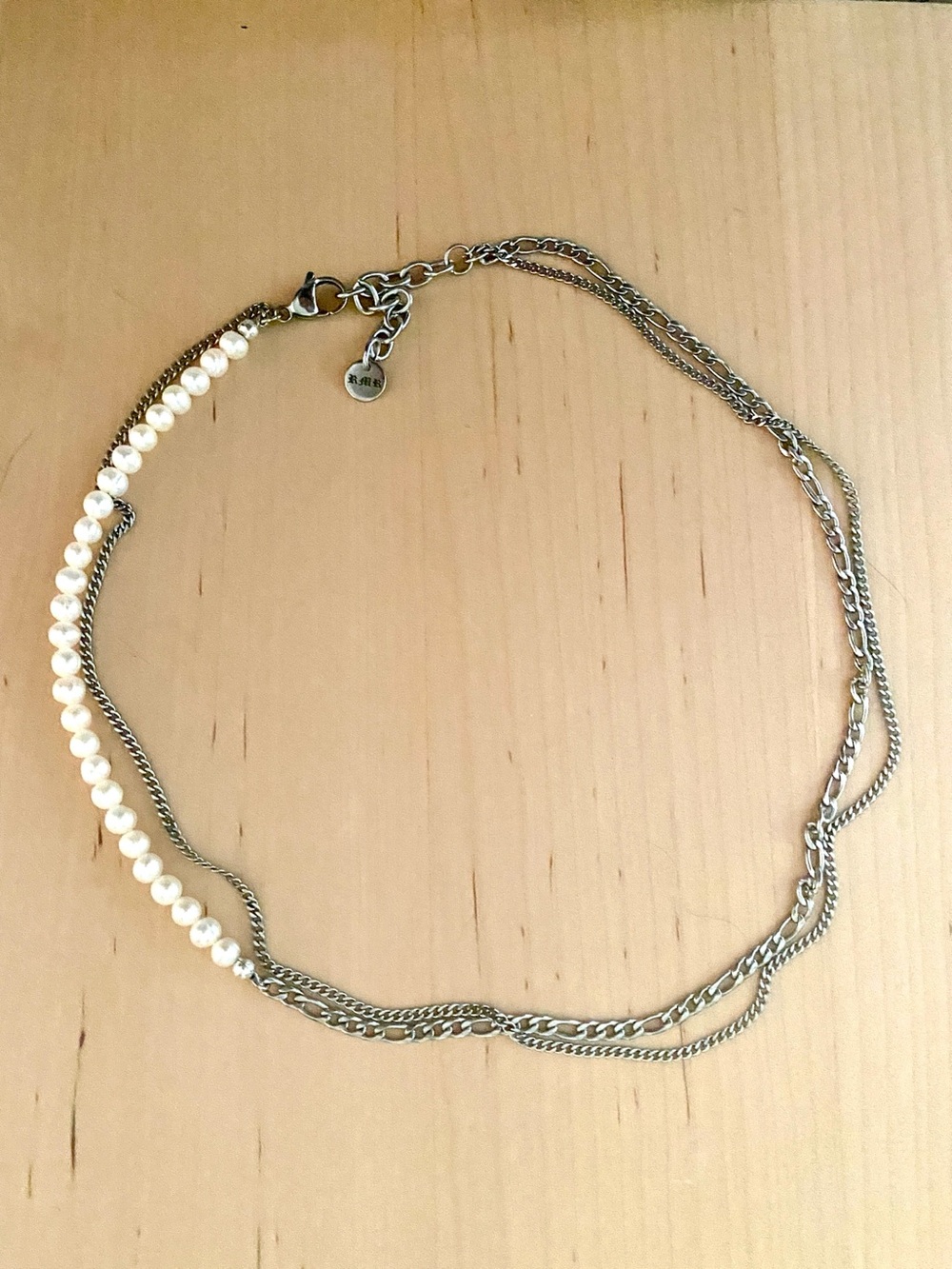 Double chain freshwater pearl figaro necklace